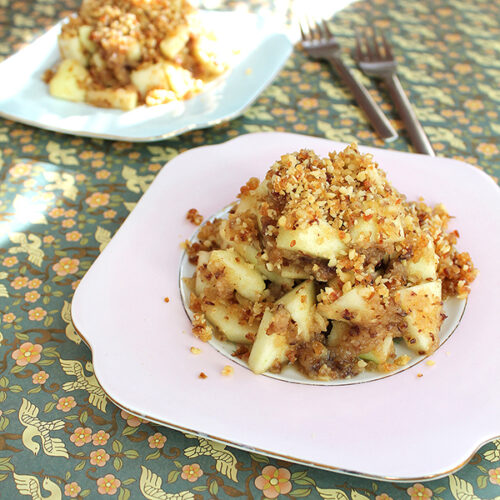 Raw Apple Crumble